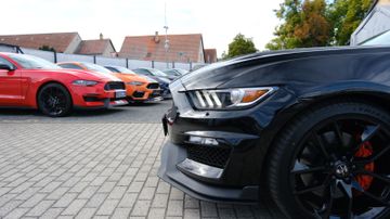 Ford Mustang - 12