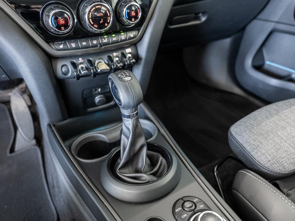 MINI Countryman Cooper SE ALL4 Classic Trim LED NAVI