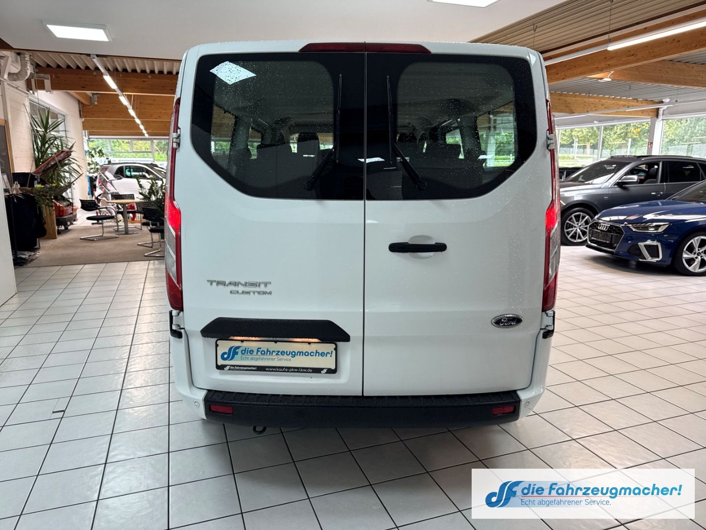 Fahrzeugabbildung Ford Transit Custom 320 L2 Trend 2.0 TDCi EU6d Dyn. K