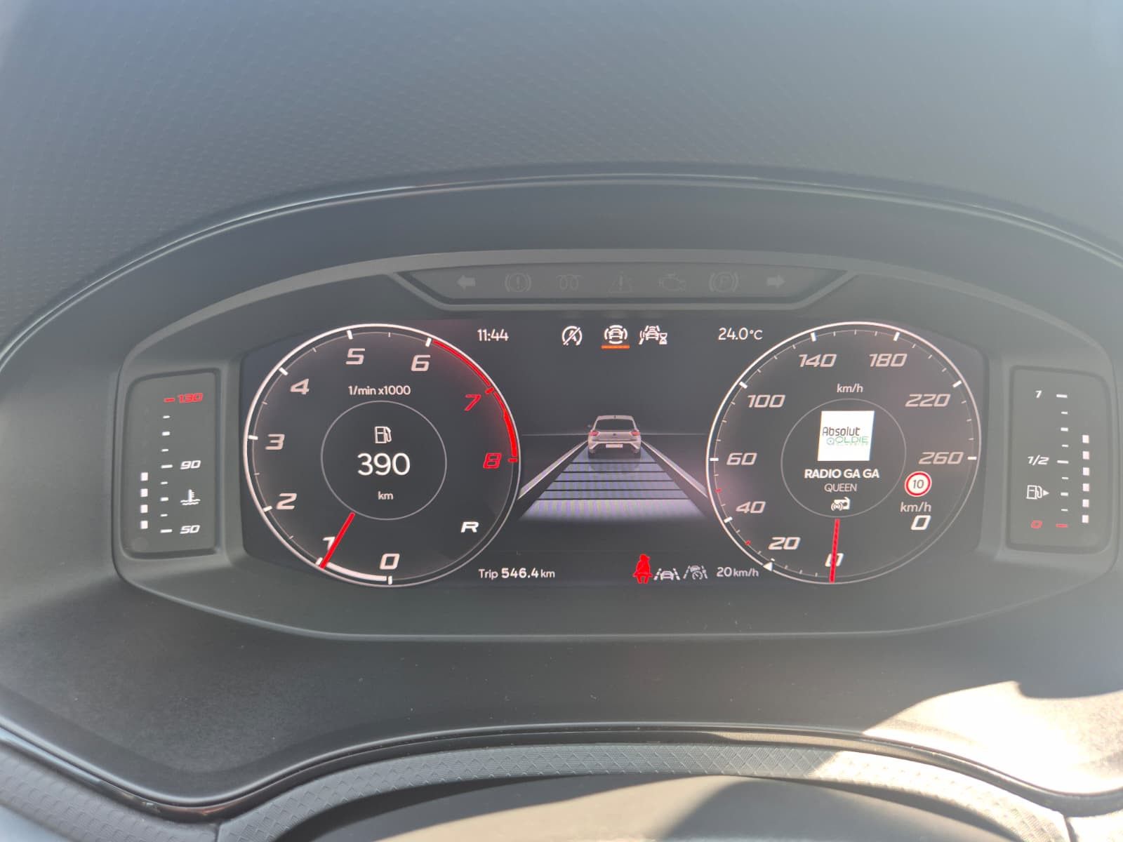 Fahrzeugabbildung SEAT Arona 1.5 TSI DSG FR Black Edition*LED*ACC*AHK*