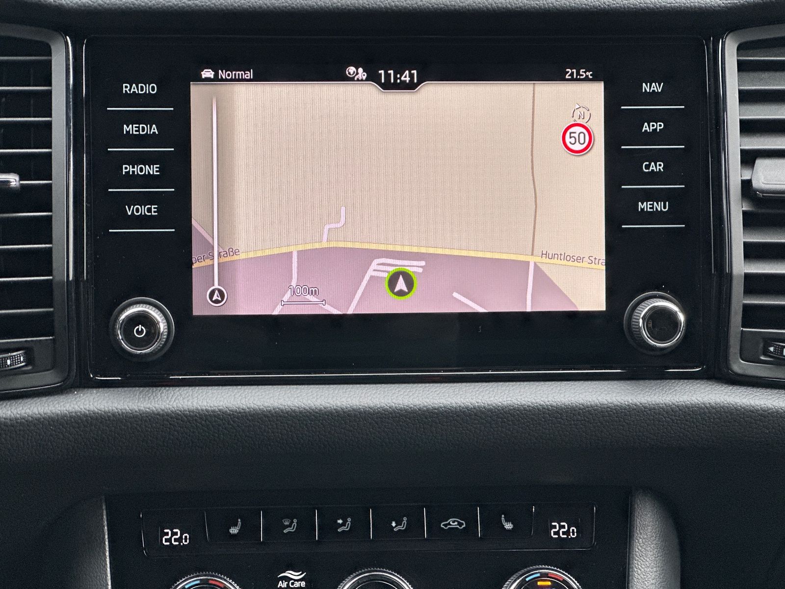 Fahrzeugabbildung SKODA Kodiaq Sportline NAV+LED+ACC+KAMERA+20ZOLL+KESSY