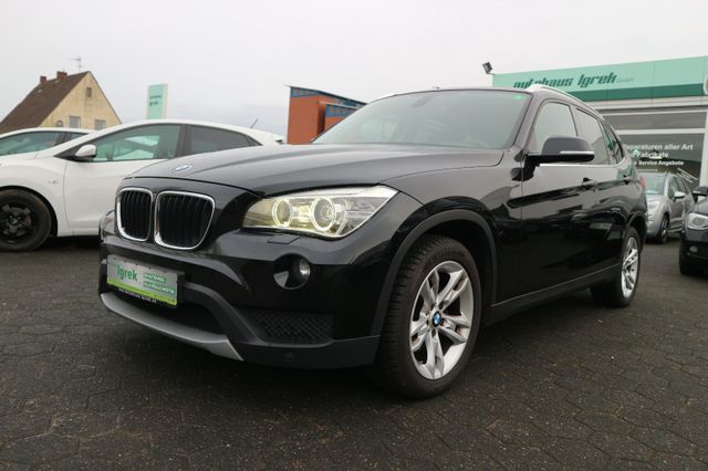 BMW X1 18 d sDrive Top Gepflegt Xenon/Leder/Navi/AHK