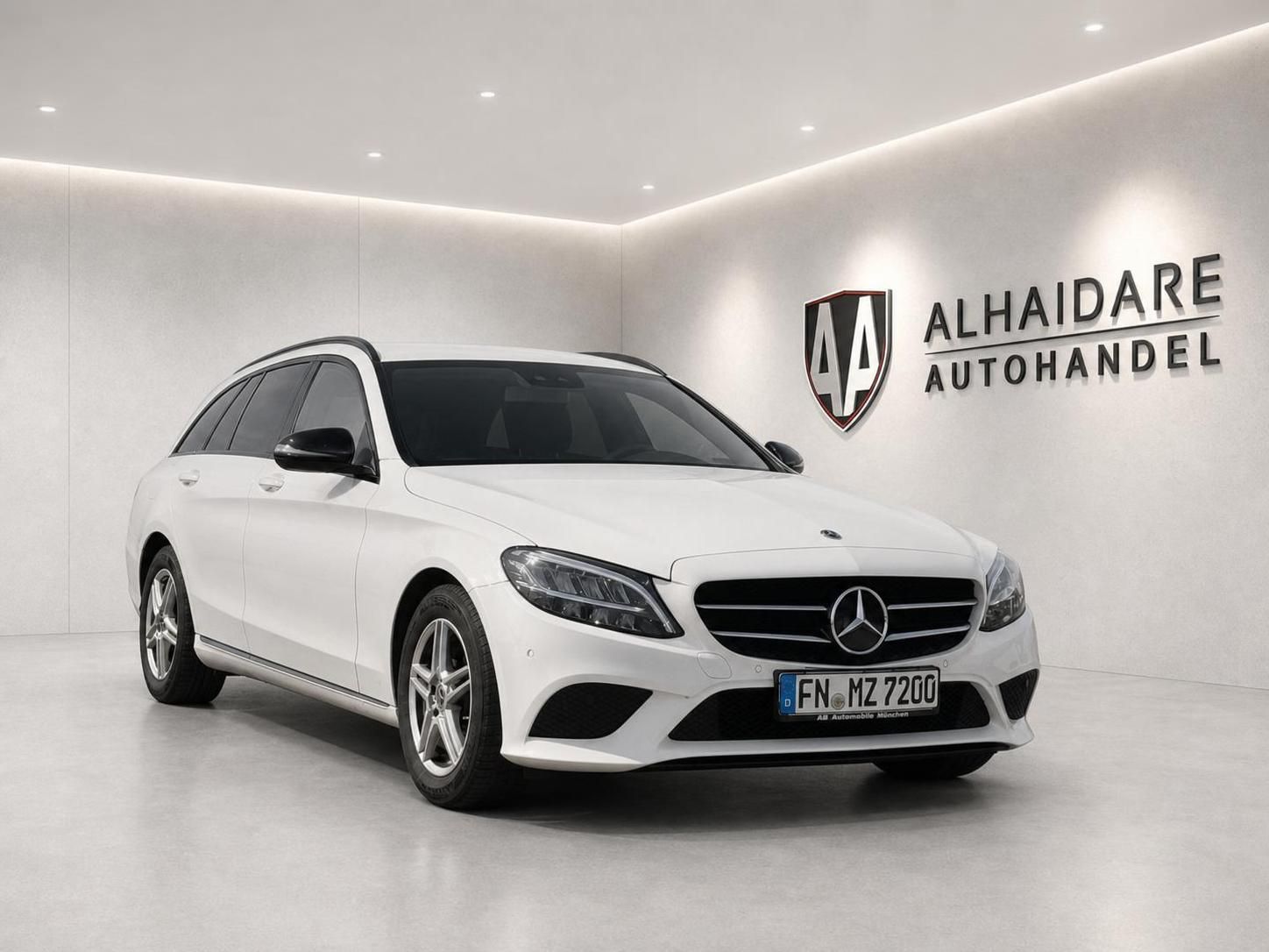 MERCEDES-BENZ C 220 d T *Multibeam*MBUX*2Hand*
