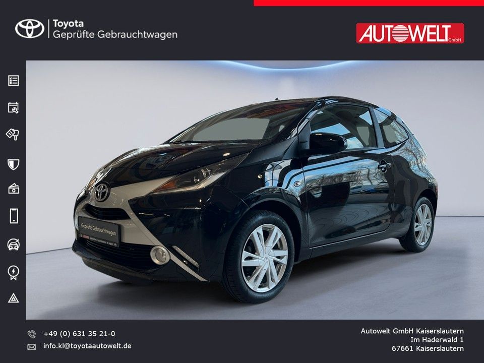 Fahrzeugabbildung Toyota Aygo AYGO x-play Team D