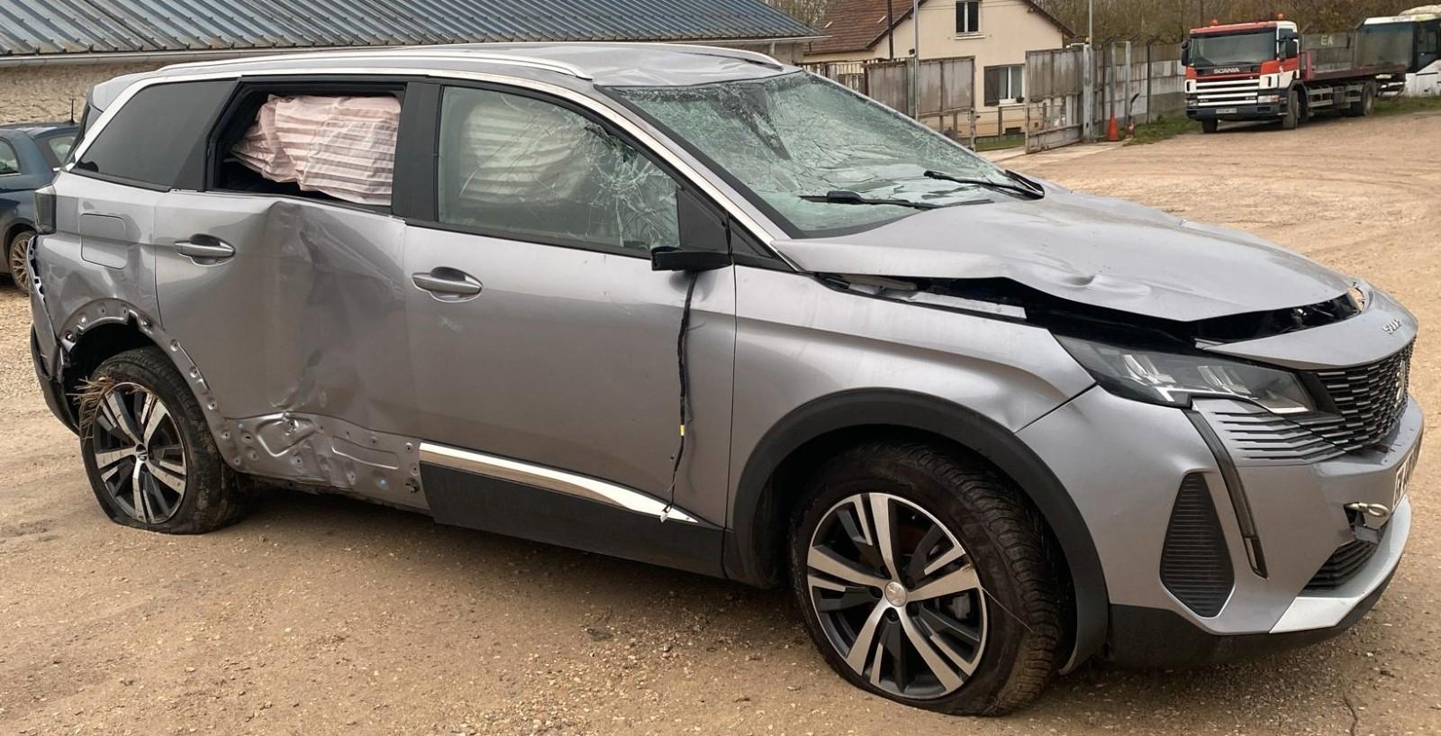 Peugeot 5008 Hybrid 136 Allure Pack
