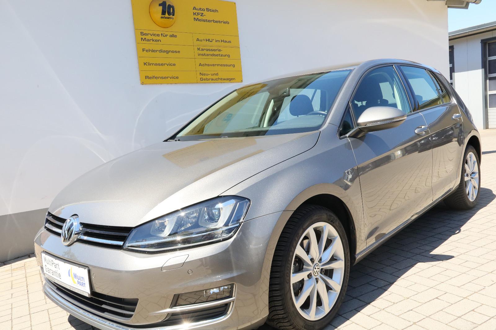 Volkswagen Golf VII Lim. Highline BMT SZH/PDC/BI-XENON...