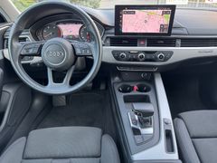 AUDI A4 Avant 40 TDI quattro S line