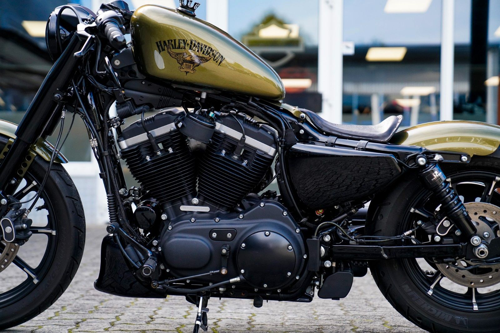 Fahrzeugabbildung Harley-Davidson SPORTSTER XL883N IRON - Jekill - Kurzes Heck -