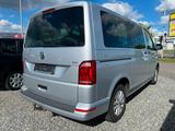 Volkswagen T6 Multivan 2.0 TDI 150PS Navi Sitzh. AHK BT MFL - silberne Volkswagen T6