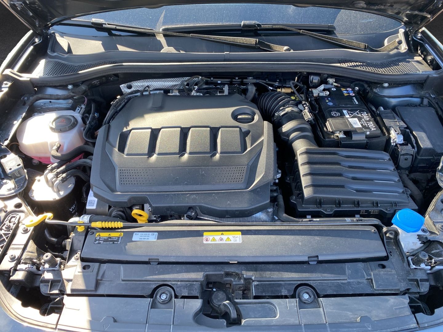 Fahrzeugabbildung SEAT Leon Sportstourer FR 2.0 TDI EU6d Navi Digitales