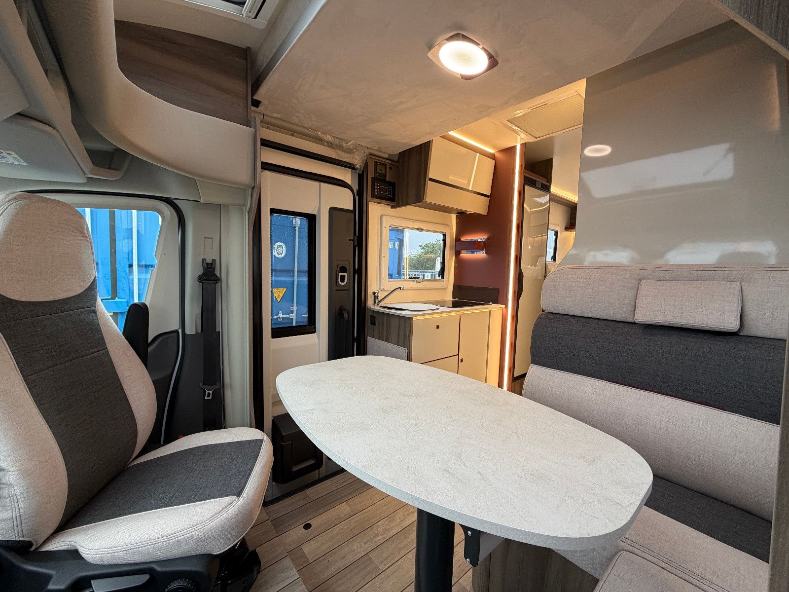 Fahrzeugabbildung Roller Team Kronos Fit 281TL - Modell 2027