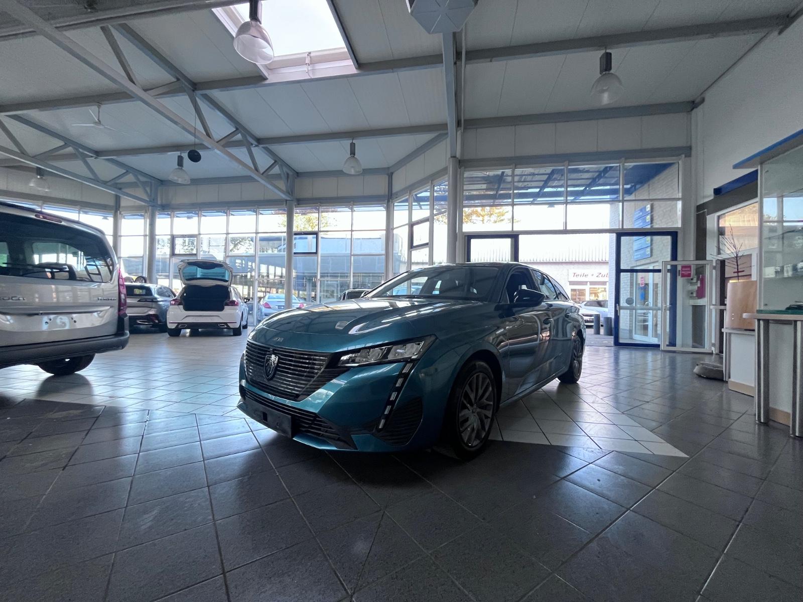 Peugeot 308 PureTech 110 Active Pack*Navi*SHZ*AHK