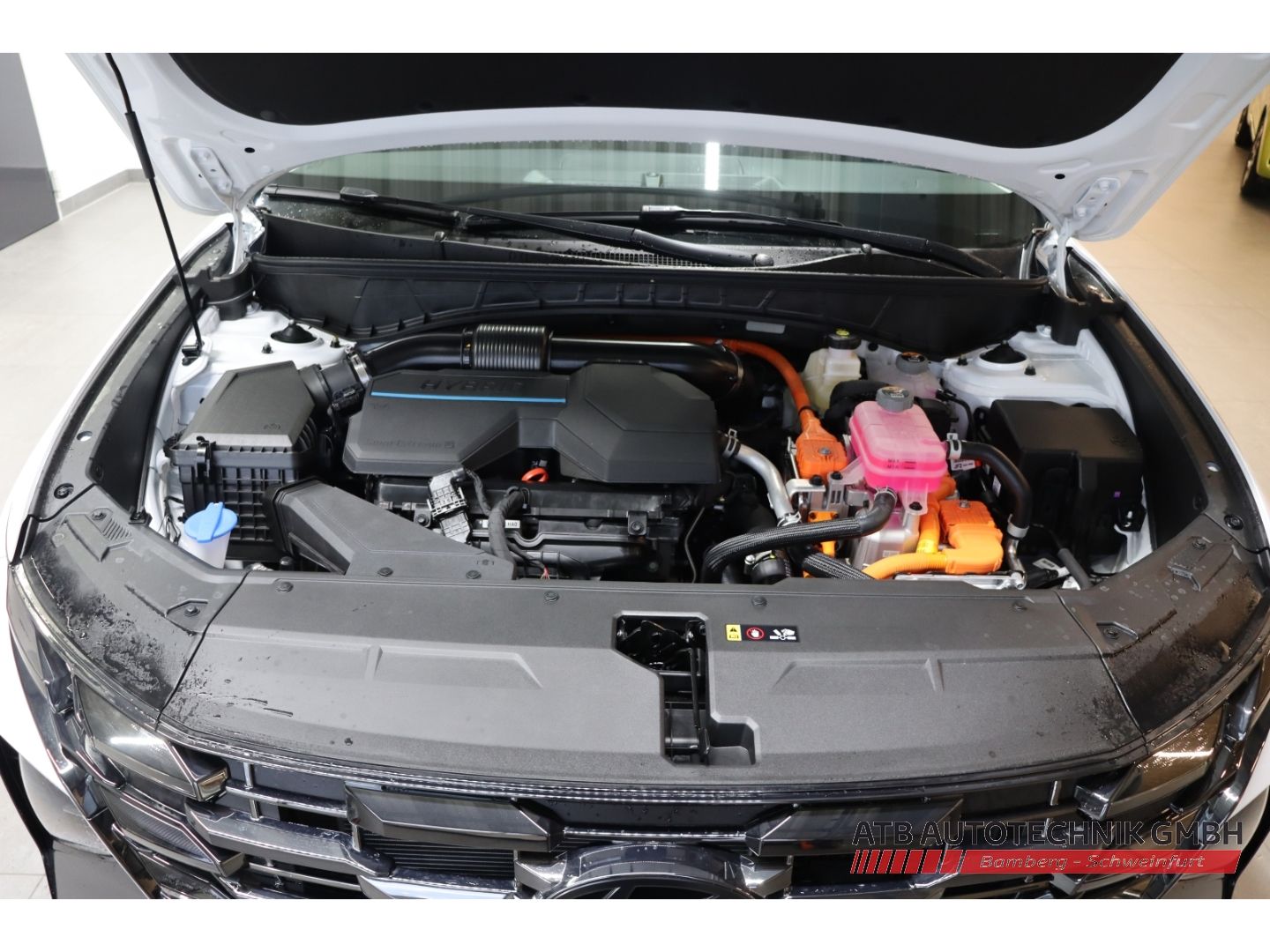 Fahrzeugabbildung Hyundai Tucson MY25 Trend 1.6 T-GDi Hybrid A/T