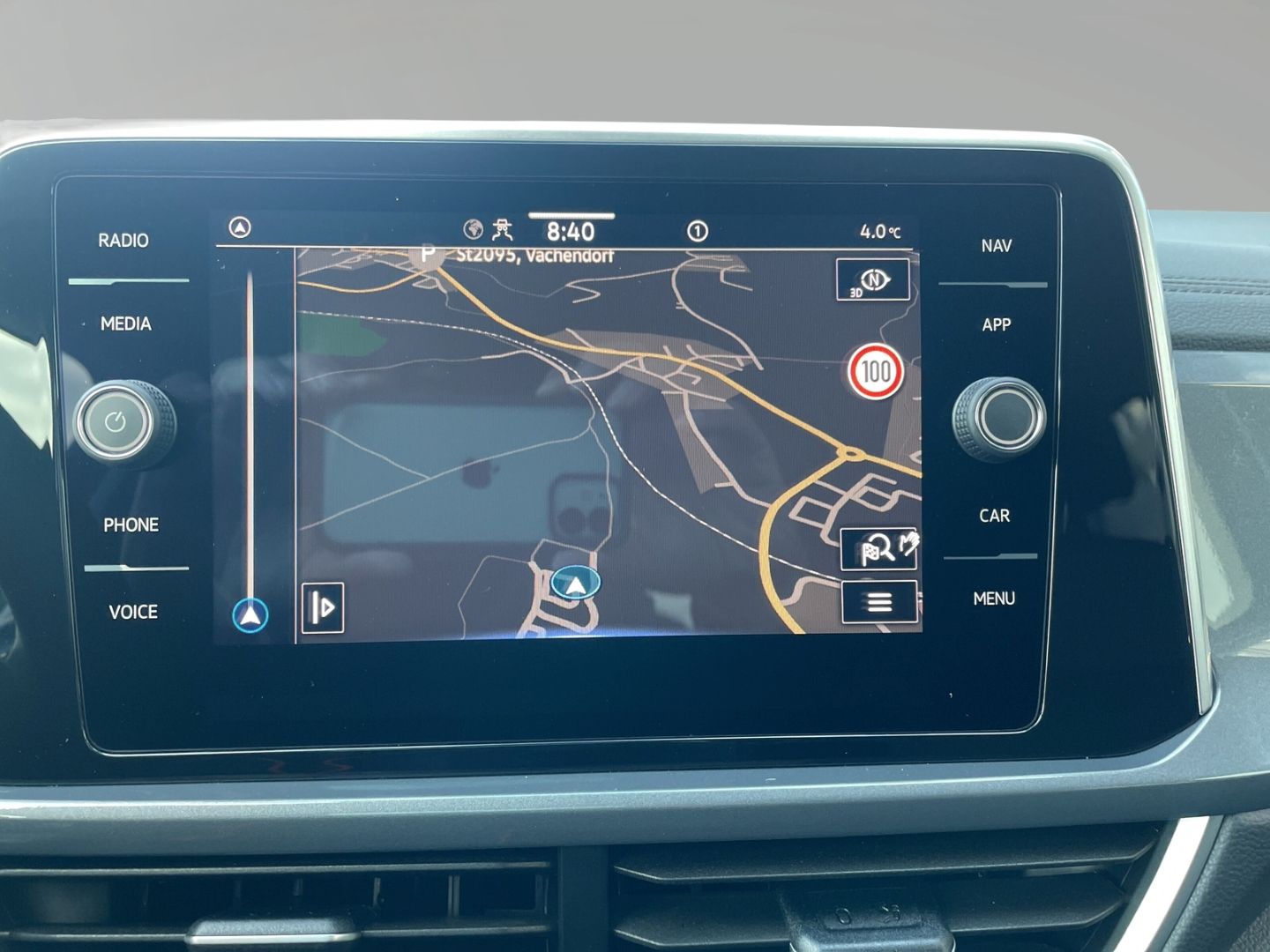 Volkswagen T-Roc - Bild 12