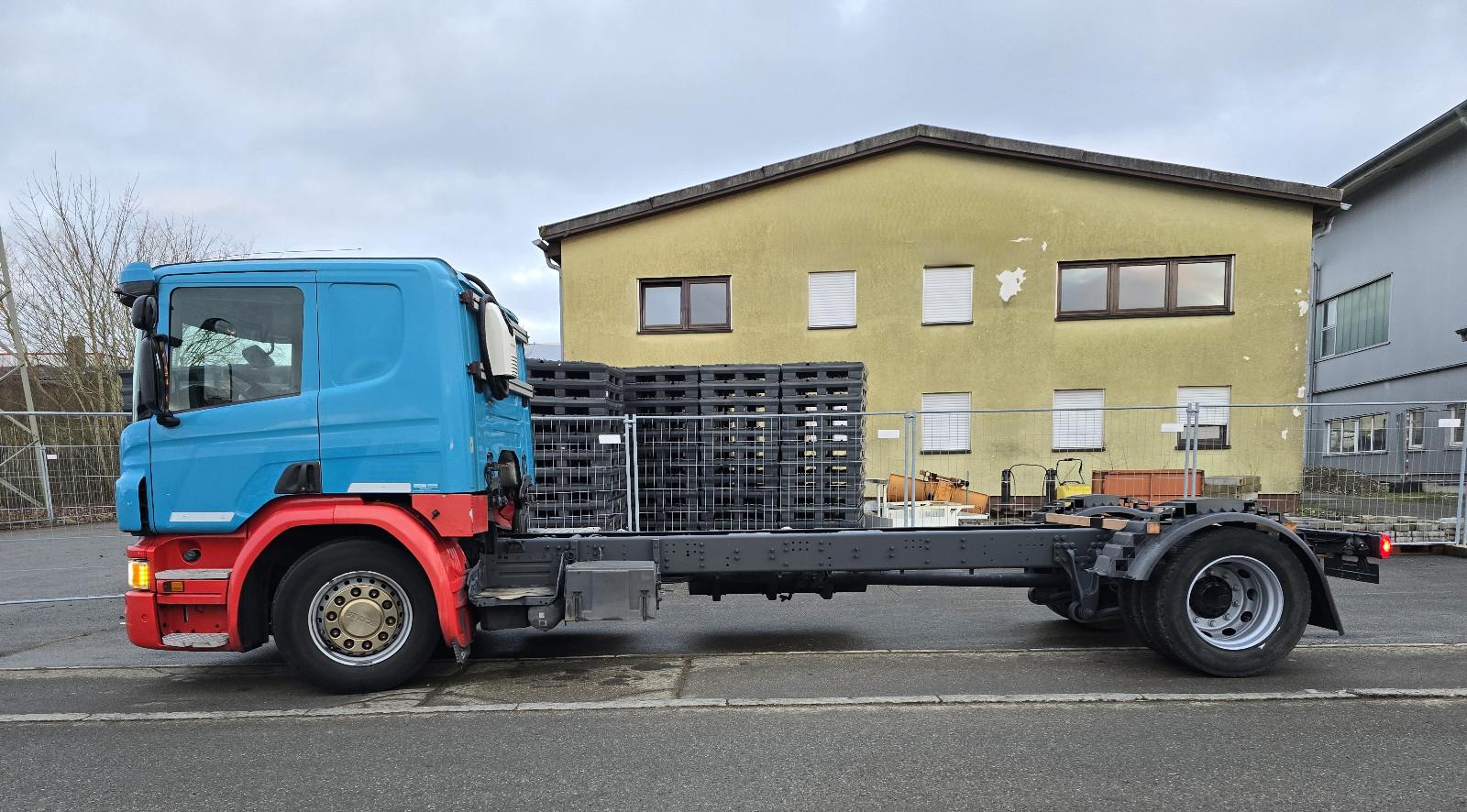 Scania P410 Fahrgestell Kässbohrer Tüv