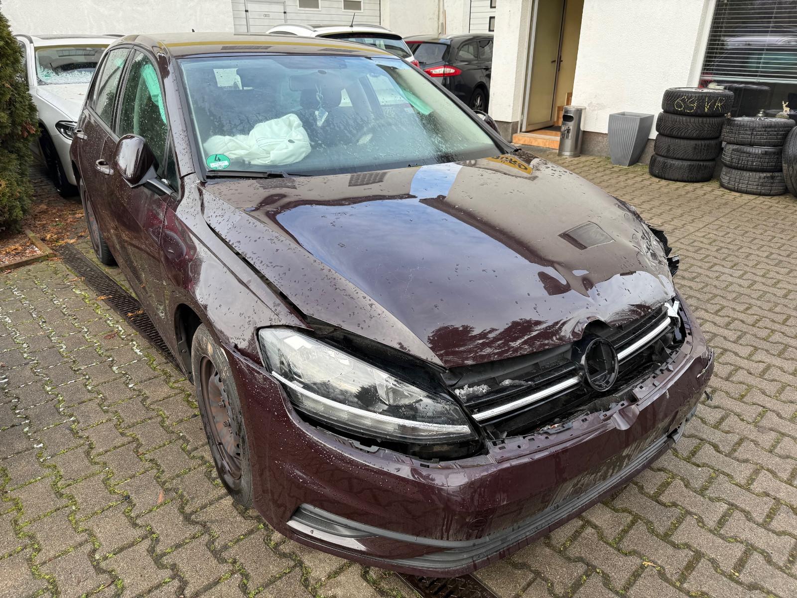 Volkswagen Golf VII Lim. Trendline BMT/Start-Stopp