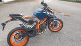 KTM 390 Duke, nur 1400 km - KTM BLAU