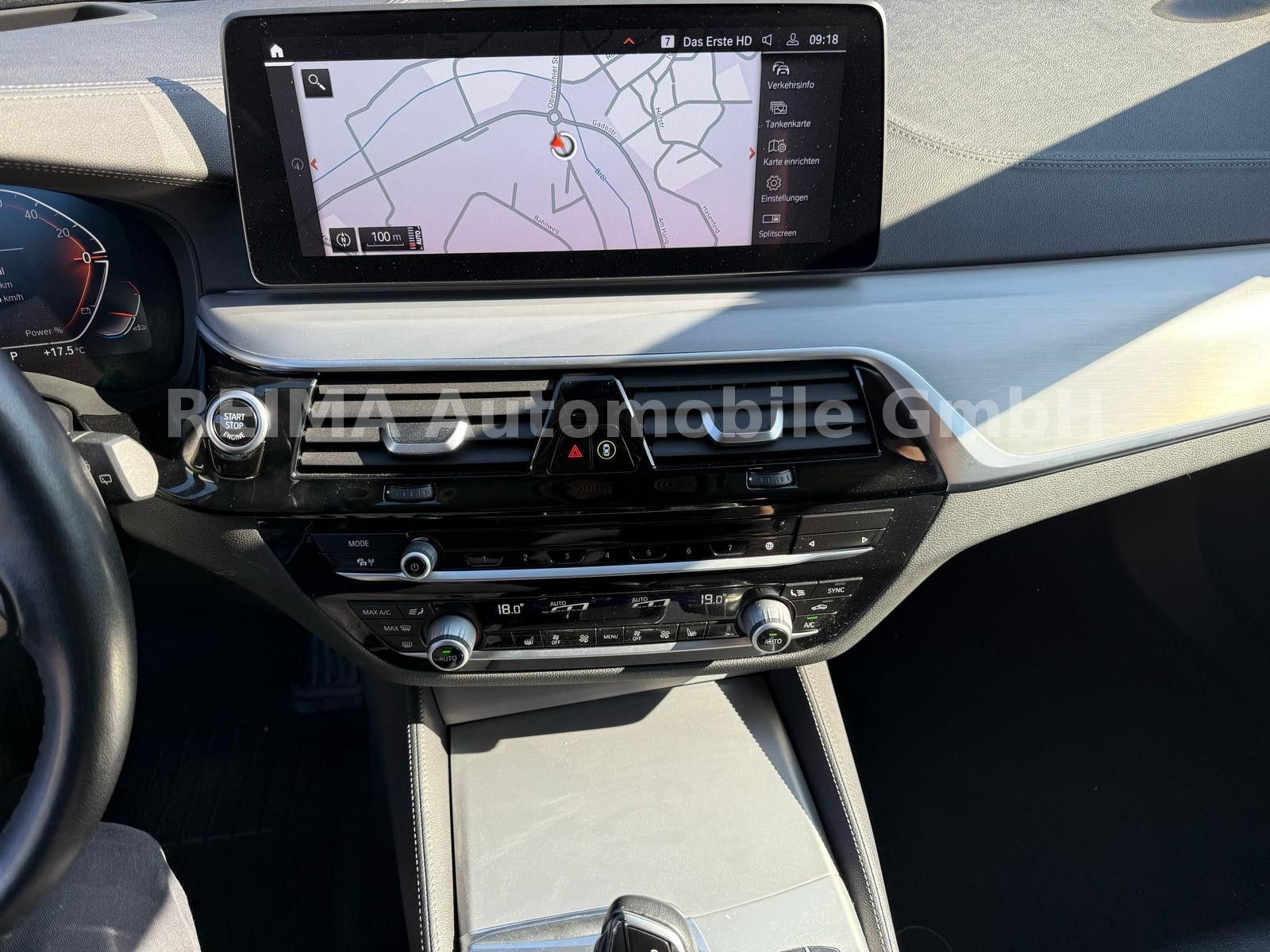 Fahrzeugabbildung BMW 530i Touring xDrive,Laser,TV,Fond-Entertainment