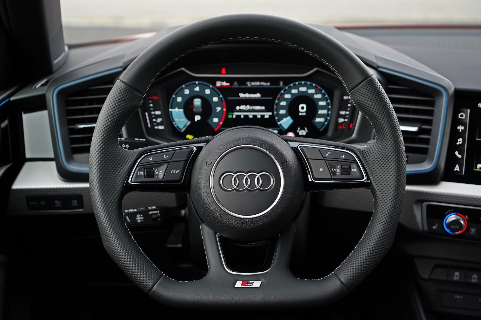 Audi A1 SPORTBACK 30TFSI SLINE INFOTAINMENT PLUS KAME