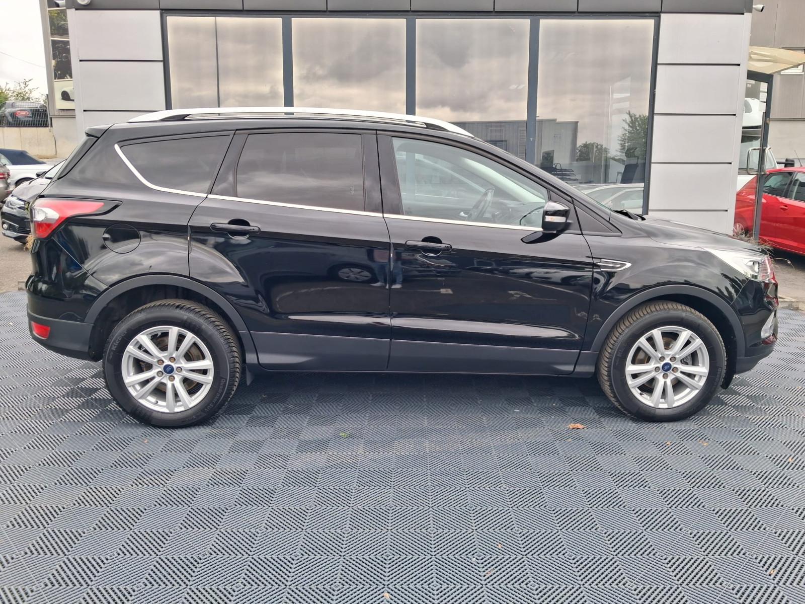 Ford Kuga Cool & Connect