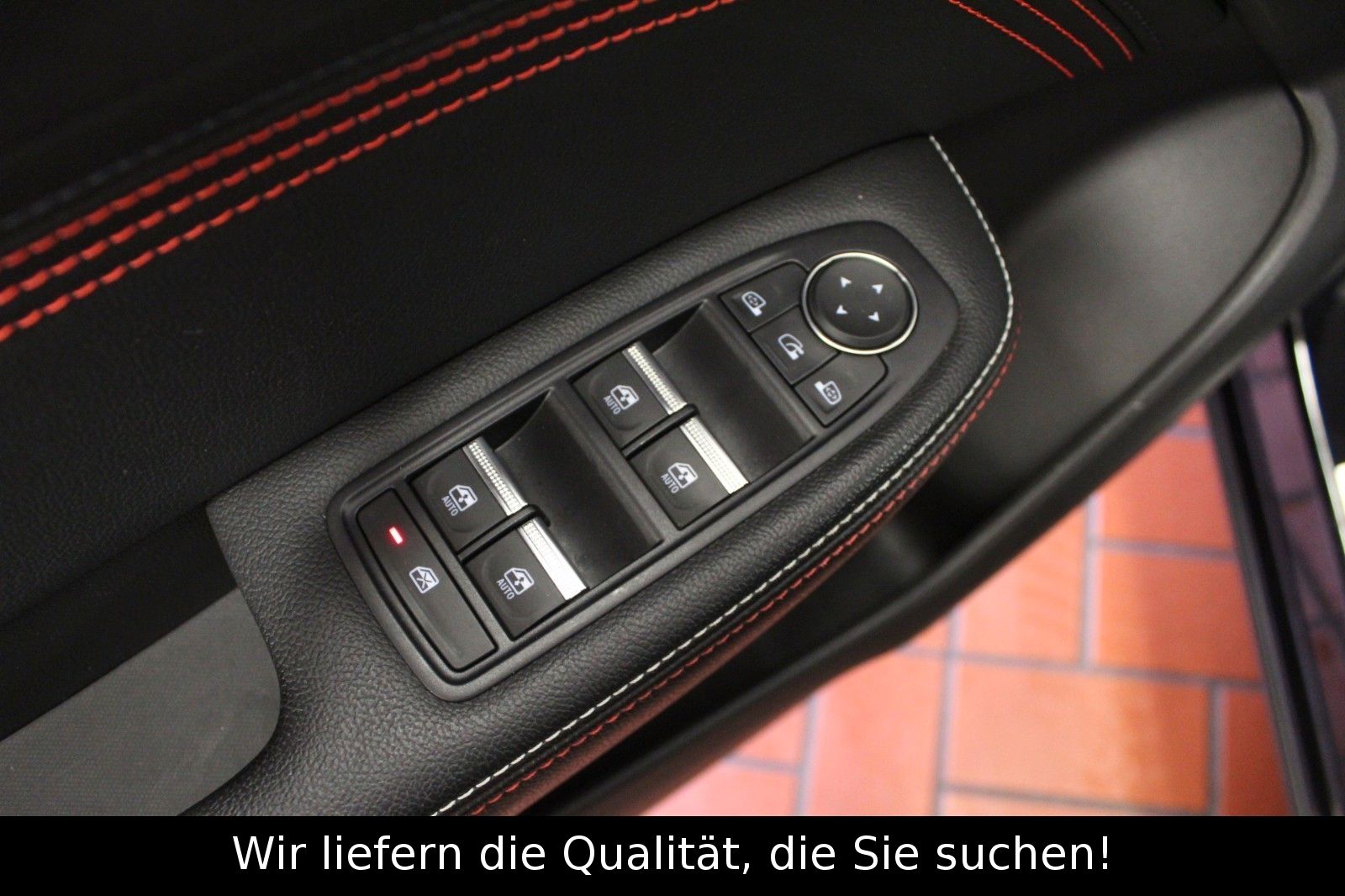 Fahrzeugabbildung Renault Arkana Mild Hybrid 160 EDC R.S. Line Fast Track