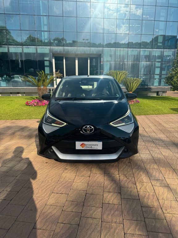 Image of Toyota Aygo (X)