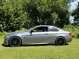 BMW 320 E92 - BMW 320: E92