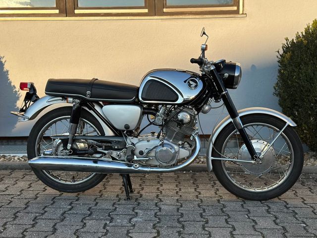 Honda CB77 300 / 305 / SAMMLER / TOP ZUSTAND / RARITÄT