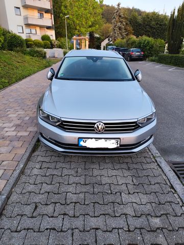VW Passat Variant 2.0 TDI SCR 140kW DSG 4M High...