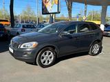 Volvo XC60 Momentum AWD D5 Leder/ Navi/ Xenon/ Keyless - Volvo XC60 bis 10.000 Euro