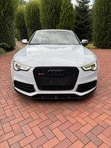 Audi RS5 4,2 V8 Akrapovic - graue Audi RS5