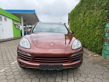 Porsche Cayenne - 6