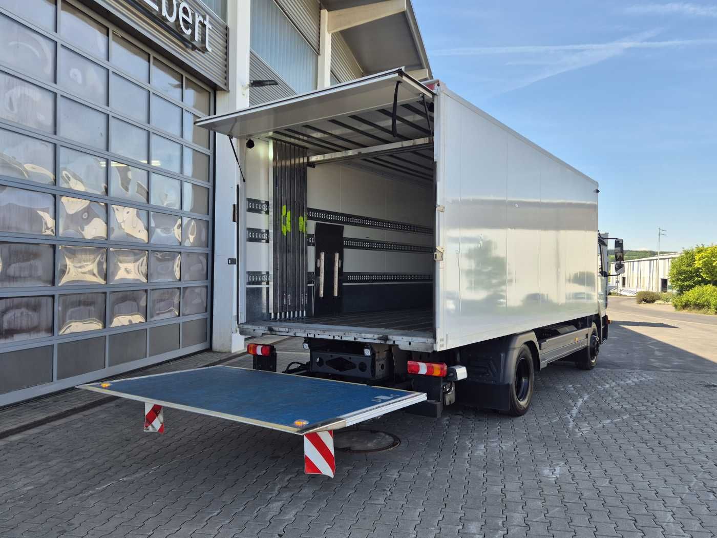 Fahrzeugabbildung Mercedes-Benz Atego 1524 L Klima Standheizung LBW 1.500kg