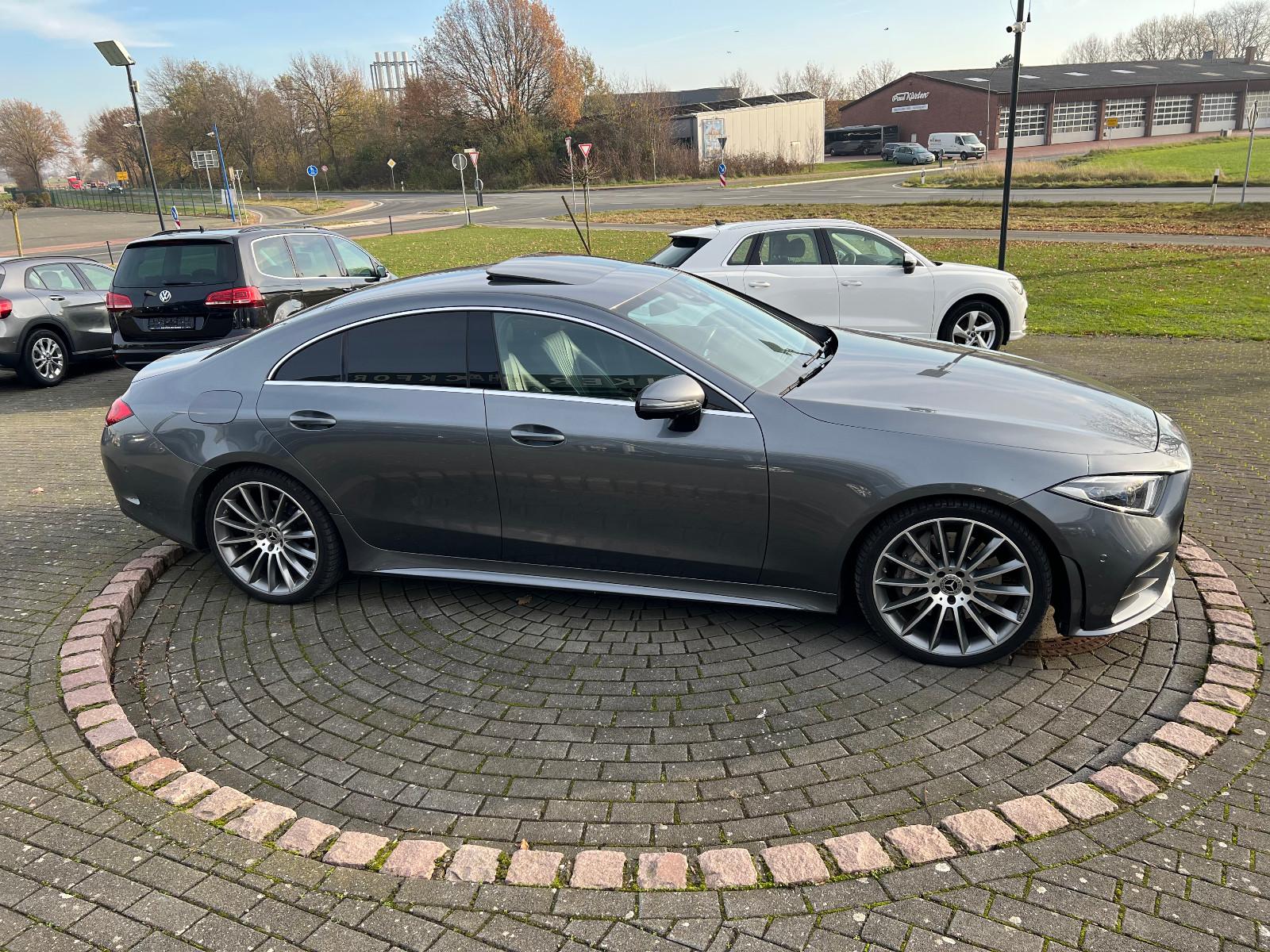 Mercedes-Benz CLS 300 d AMG  Distronic AHK Schiebdach Head-up