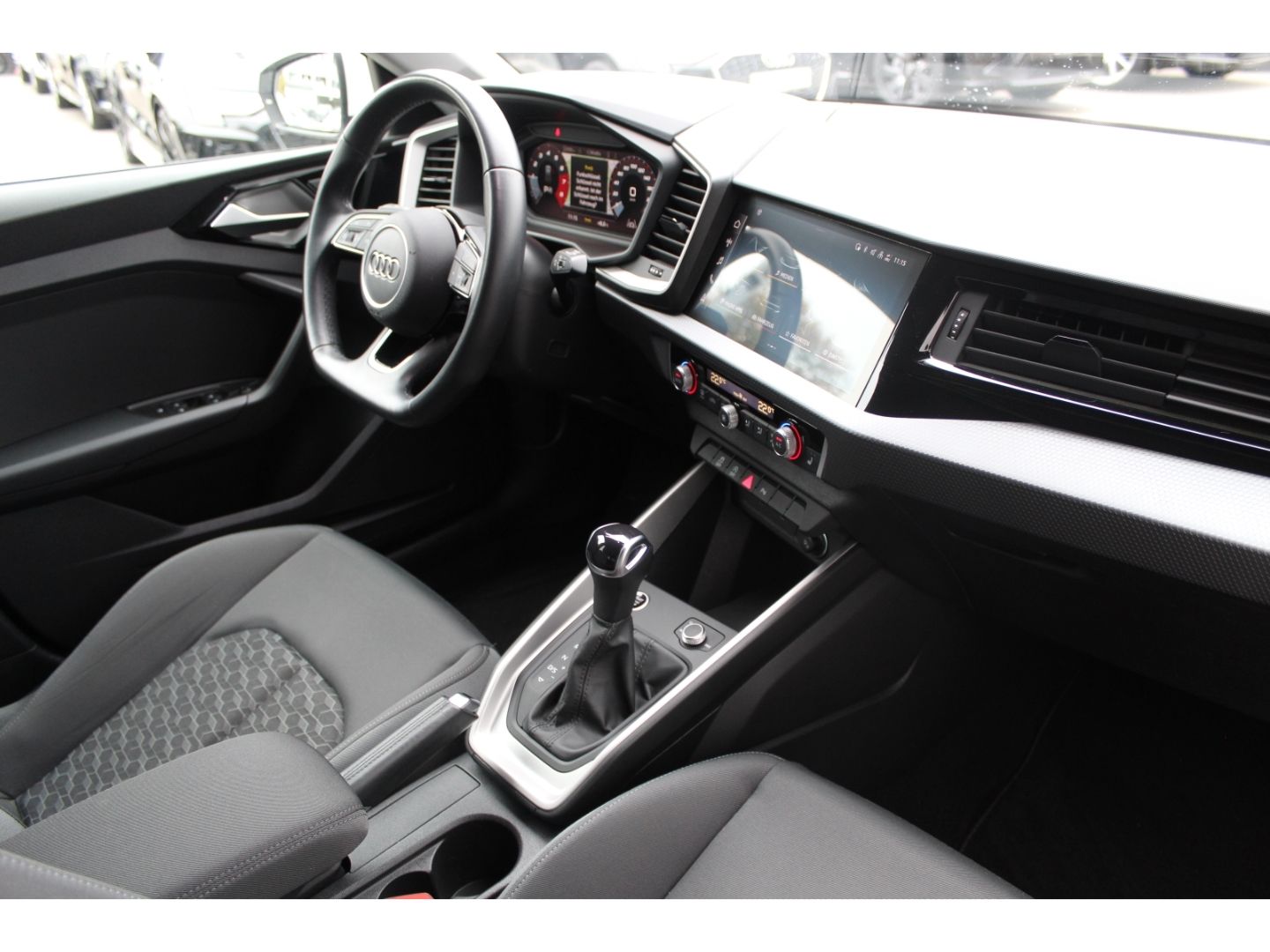 A1 city/allstreet 30TFSI Str LED*APP*Navi+Kamera