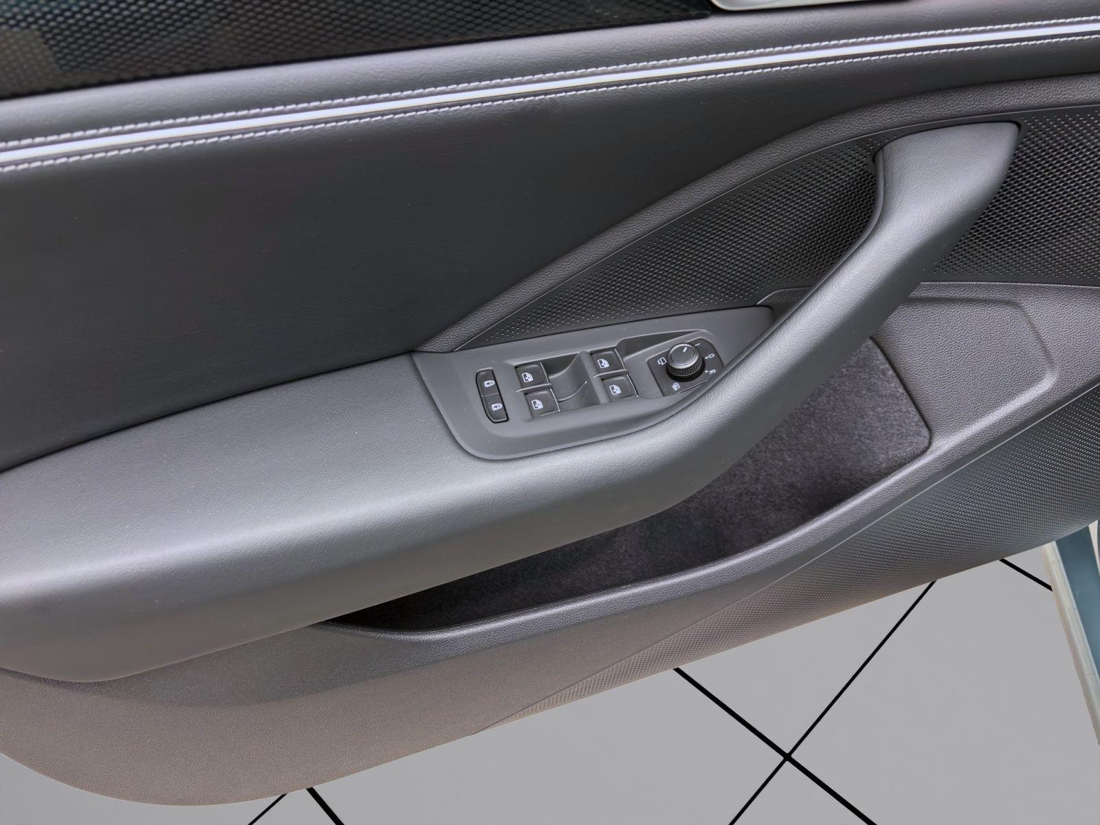 Volkswagen Passat Variant - Bild 11