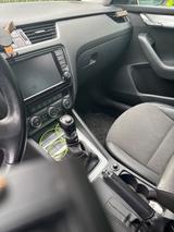 Skoda Octavia 1.4 TSI Elegance Elegance - Skoda Octavia Elegance mit Benzin-Antrieb