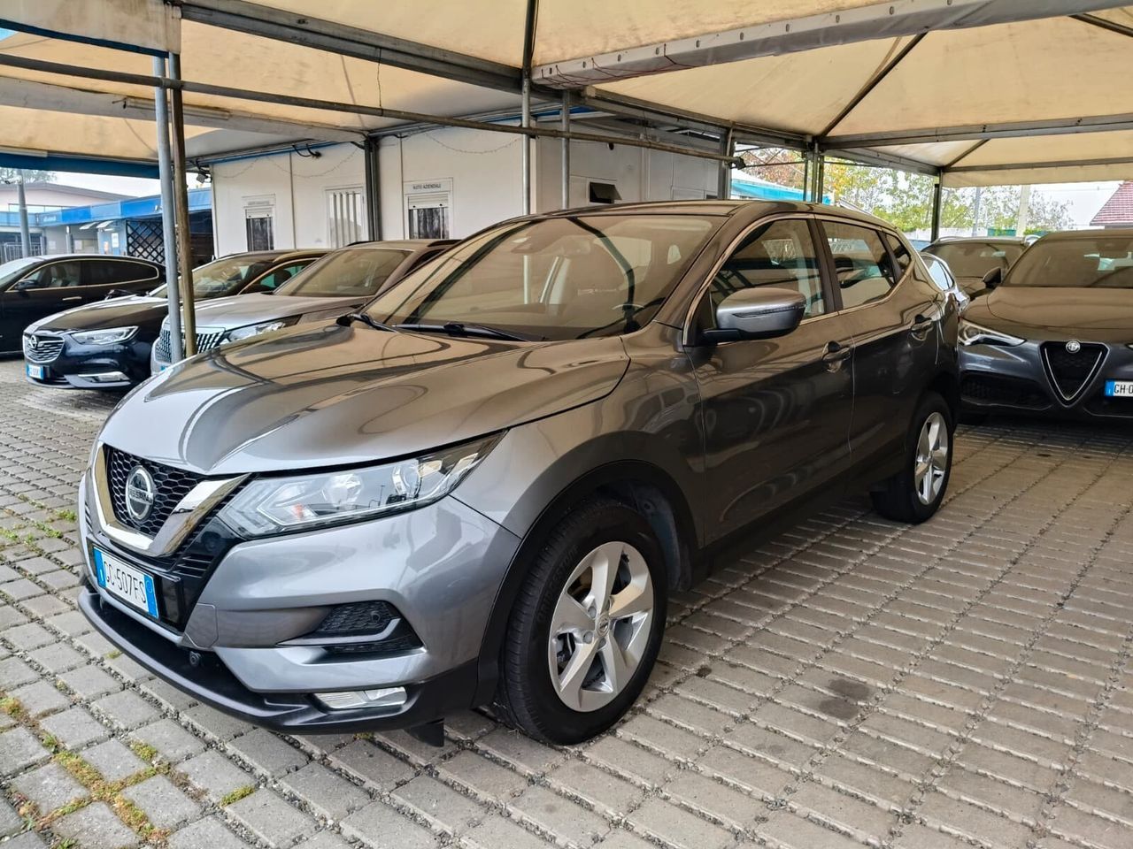 Nissan Qashqai 1.3 DIG-T 160 CV DCT Business