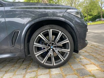 Fahrzeugabbildung BMW X5 30d xDrive M-Paket*Head-Up*HarmanKardon*ACC*
