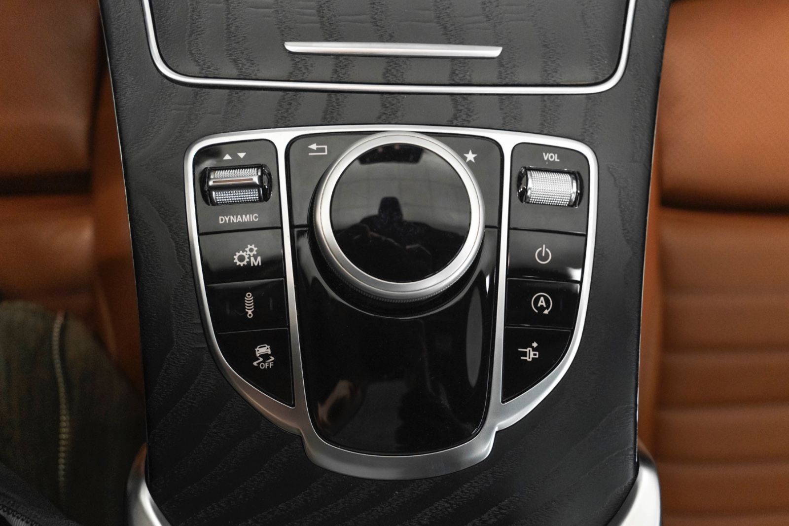 Fahrzeugabbildung Mercedes-Benz C 43 AMG 4Matic KAM LED NAV TOTW M+S