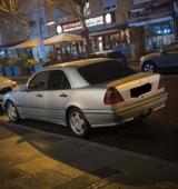 Mercedes-Benz W202 C200 CDI TÜV 04.2027 - Mercedes-Benz C-Klasse W202 mit Diesel-Antrieb