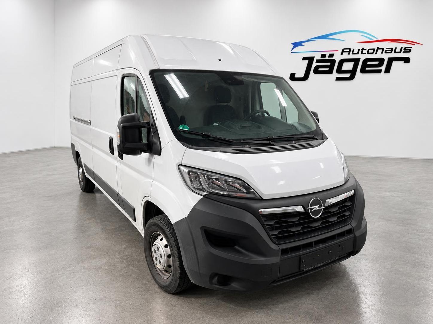 Opel Movano