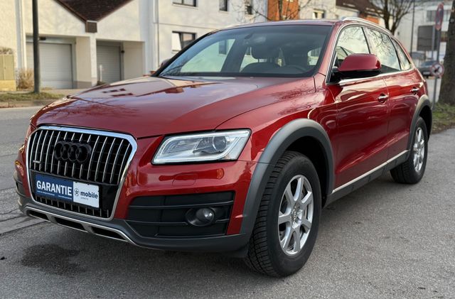 Audi Q5 3.0 TDI quattro/Audi Exclusive/Offroad Paket