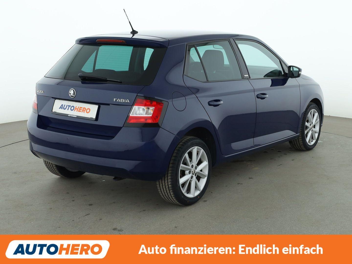 Skoda Fabia 1.2 TSI Joy Aut.*TEMPO*PDC*SHZ*ALU*KLIMA*