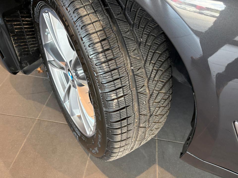 BMW 520d Touring Luxury Line Aut. Komfortsitze HIFI