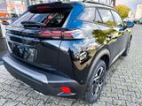 Peugeot 2008 GT HYBRID 145 e-DSC6 - mit Benzin-Antrieb: Schwarz, mit Navigationssystem, Geländewagen