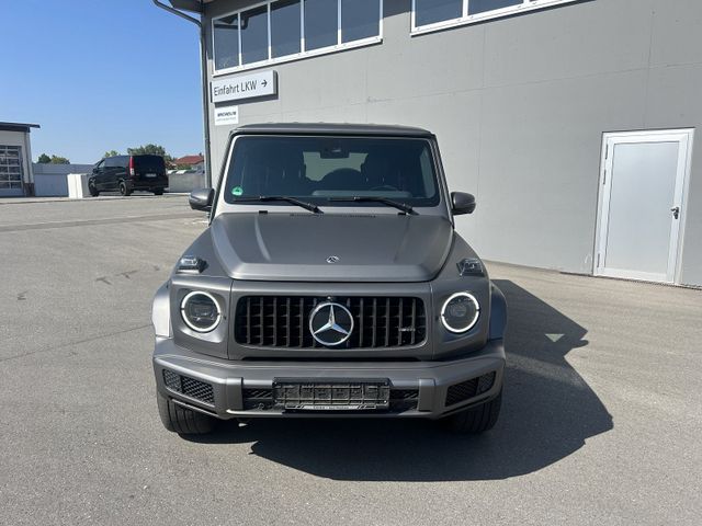 Mercedes-Benz G 400