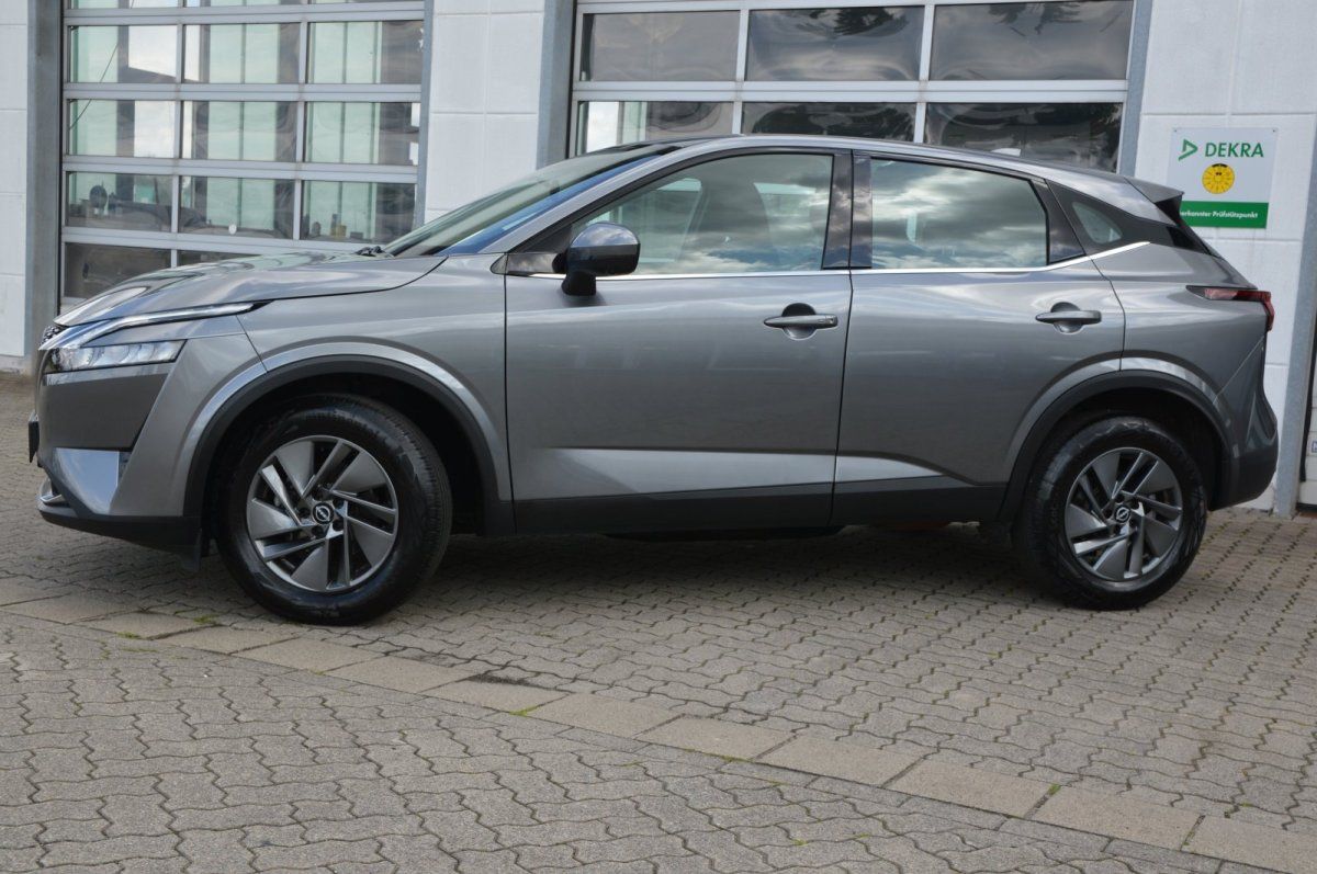 Fahrzeugabbildung Nissan Qashqai   Acenta 360 Grad Kamera Winterpaket