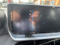 Foto Nummer 17: PEUGEOT 208