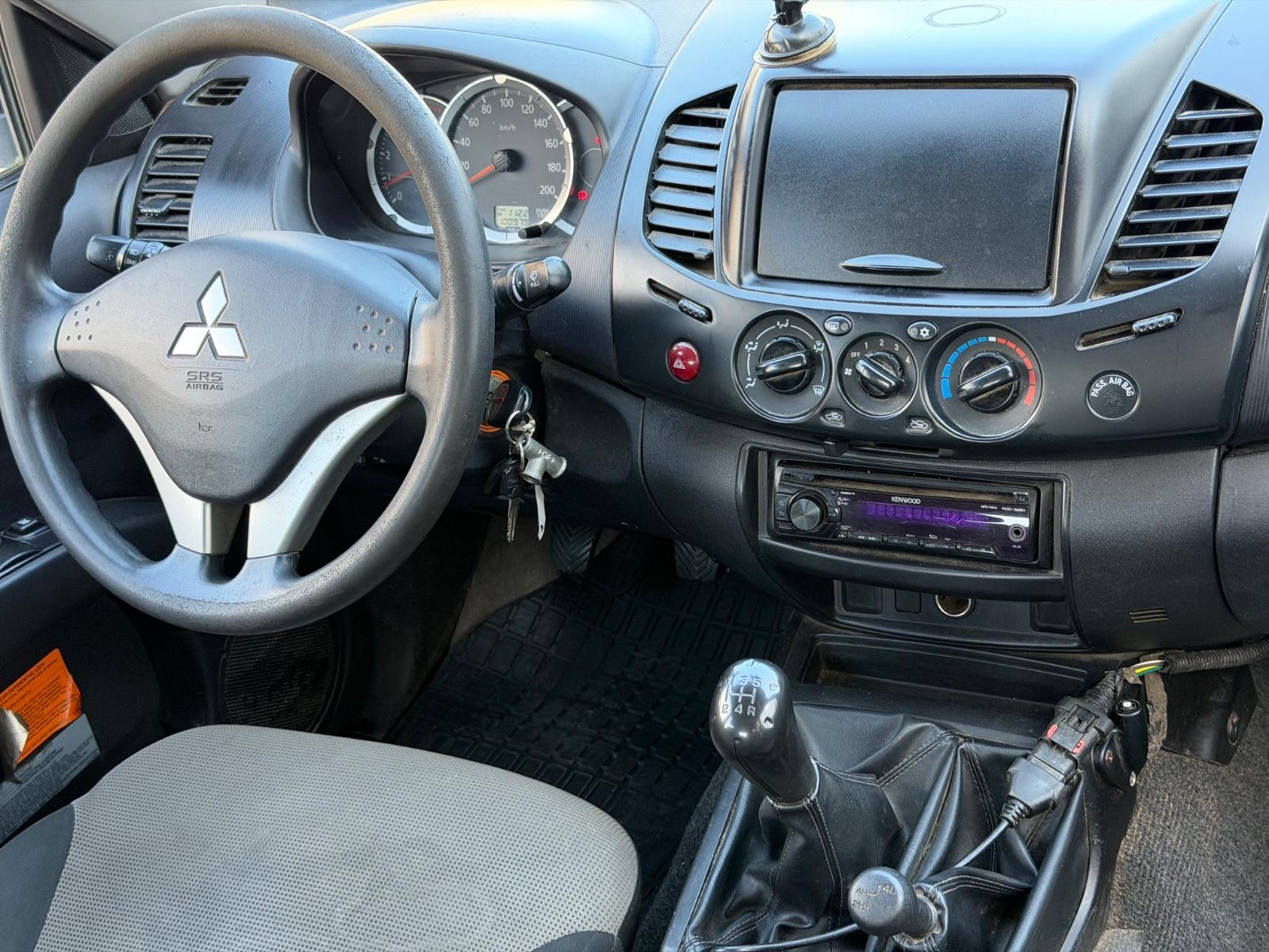 Mitsubishi L200 Klima Euro 5 4X4 Schneepflug Klima